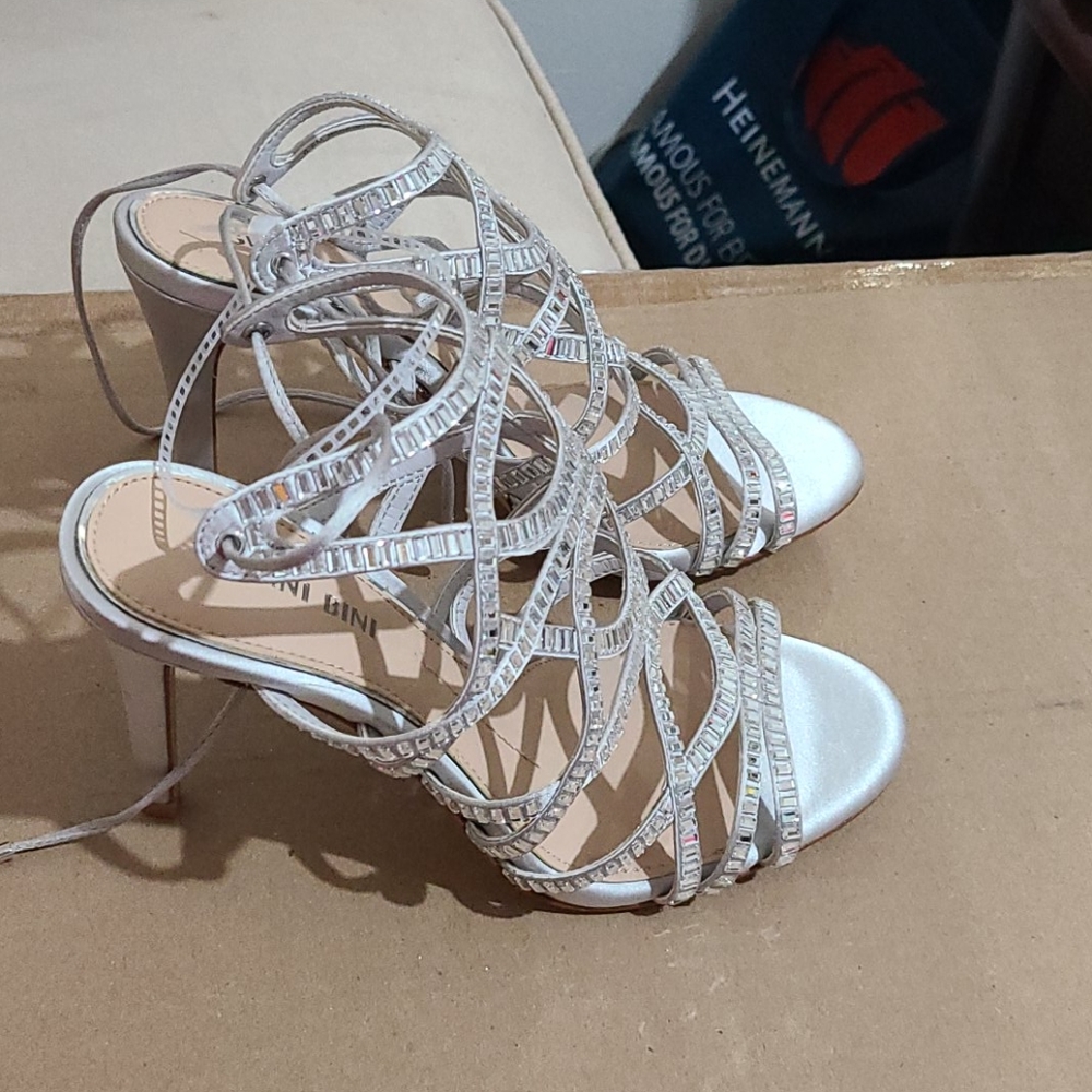 Silver high heels - Picture 2 of 3